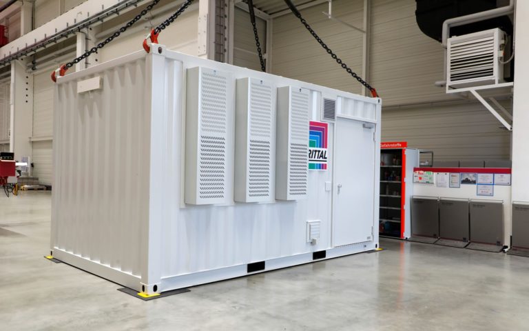 Blue e+ Container: Innovación y Eficiencia en Refrigeración para Centros de Datos